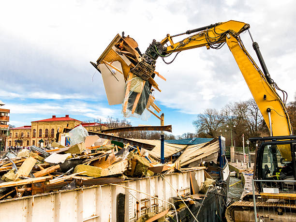 Best Commercial Cleanout Services  in Sunman, IN